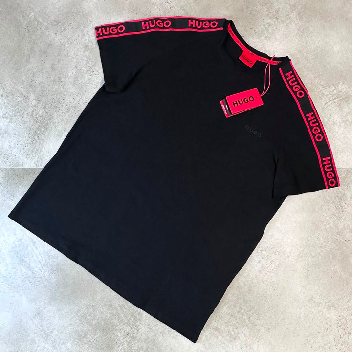 KMB Bundle: Hugo Boss - Logo T-Shirt & Tommy Jeans Austin Jeans
