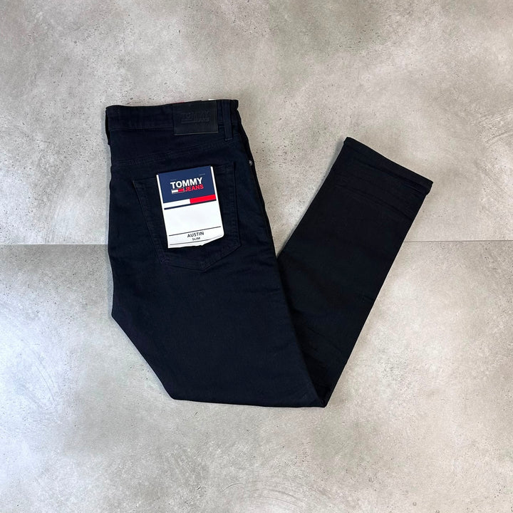 KMB Bundle: Hugo Boss - Logo T-Shirt & Tommy Jeans Austin Jeans