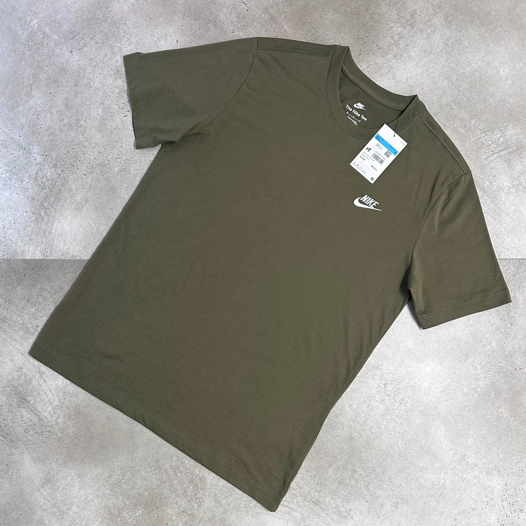 Nike - Club T-Shirt
