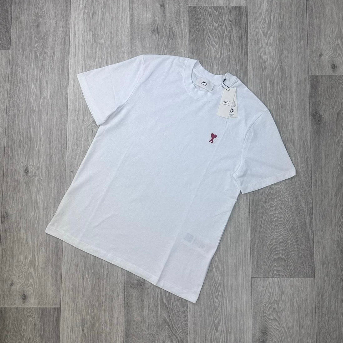 Ami Embroidered Logo T-Shirt – KM Brands